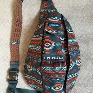 Kavu Crossbody Rope Sling bag with Geometric Pattern
